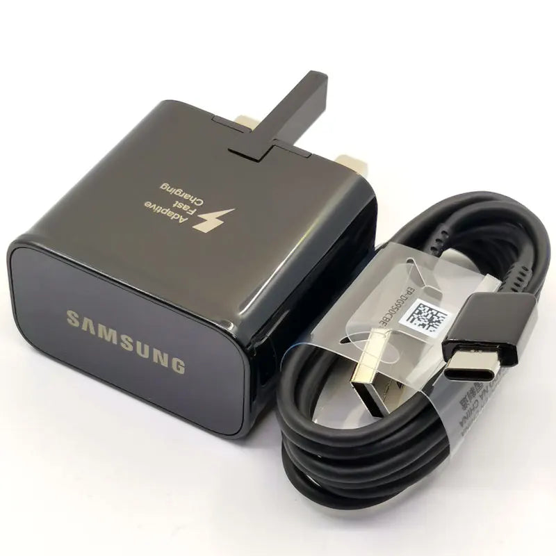 Samsung 15W UK Fast Charger – USB-C, Black/White